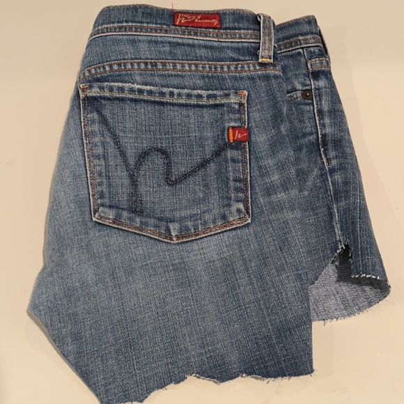 Jean shorts - Picture 2 of 2